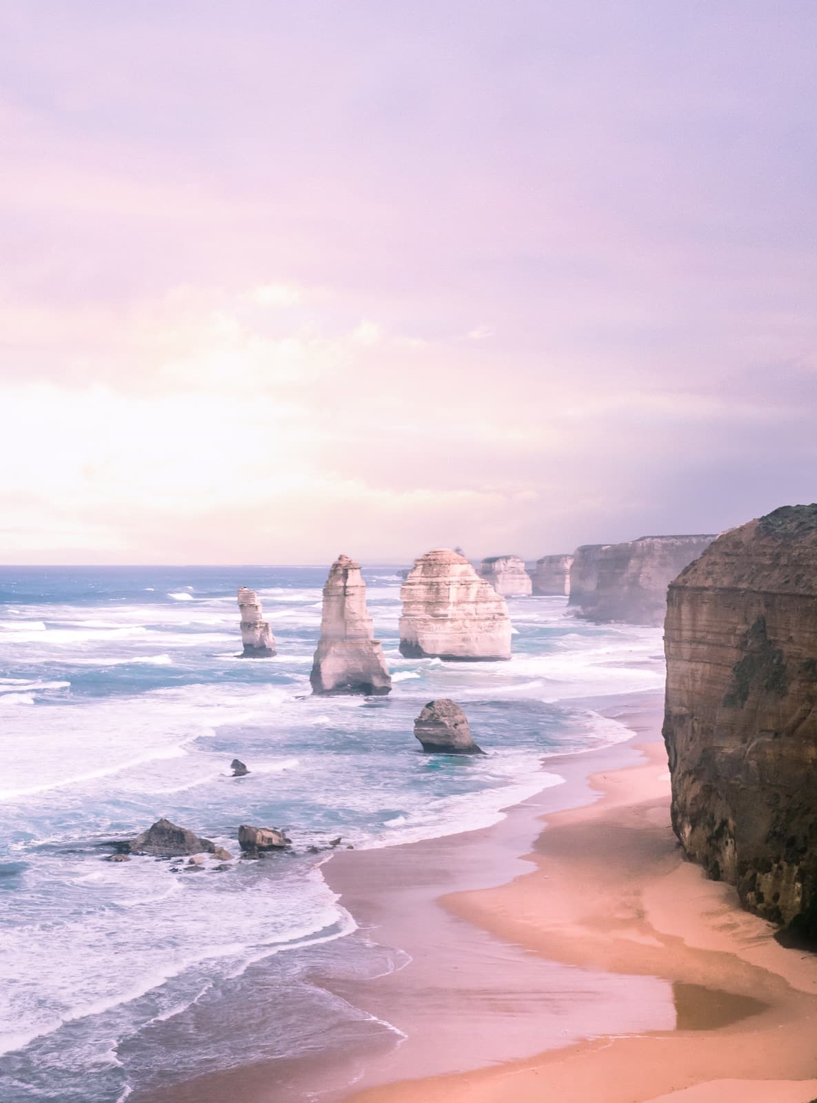 12 APOSTLES - THE GREAT OCEAN ROAD - UNEXPLOREDFOOTSTEPS